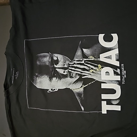 Tupac 2Pac men's XL black tee - Picture 2 of 2